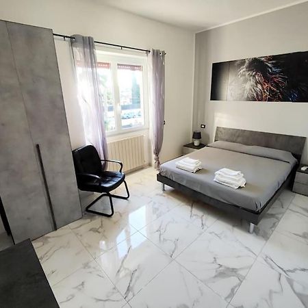 Intero Appartamento Casa Vacanze "Il Pino" Roma Infernetto 외부 사진